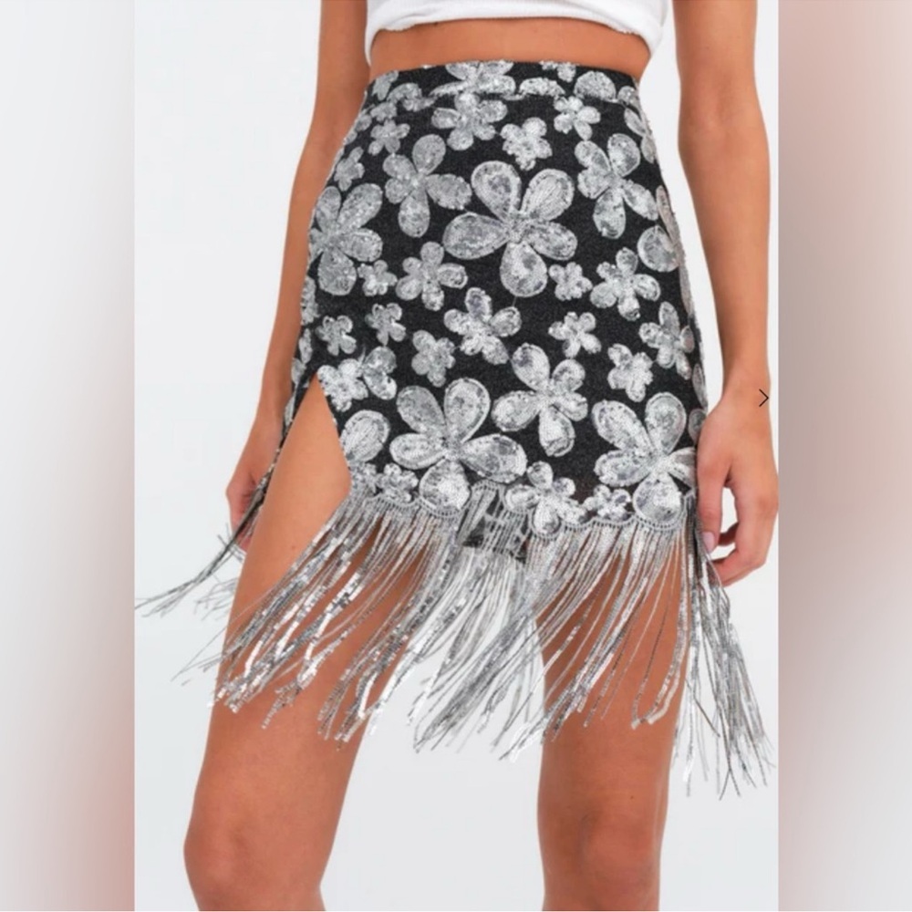 For Love & Lemons Colette Skirt Women Size Large NWT Sequin Fringe Party Country